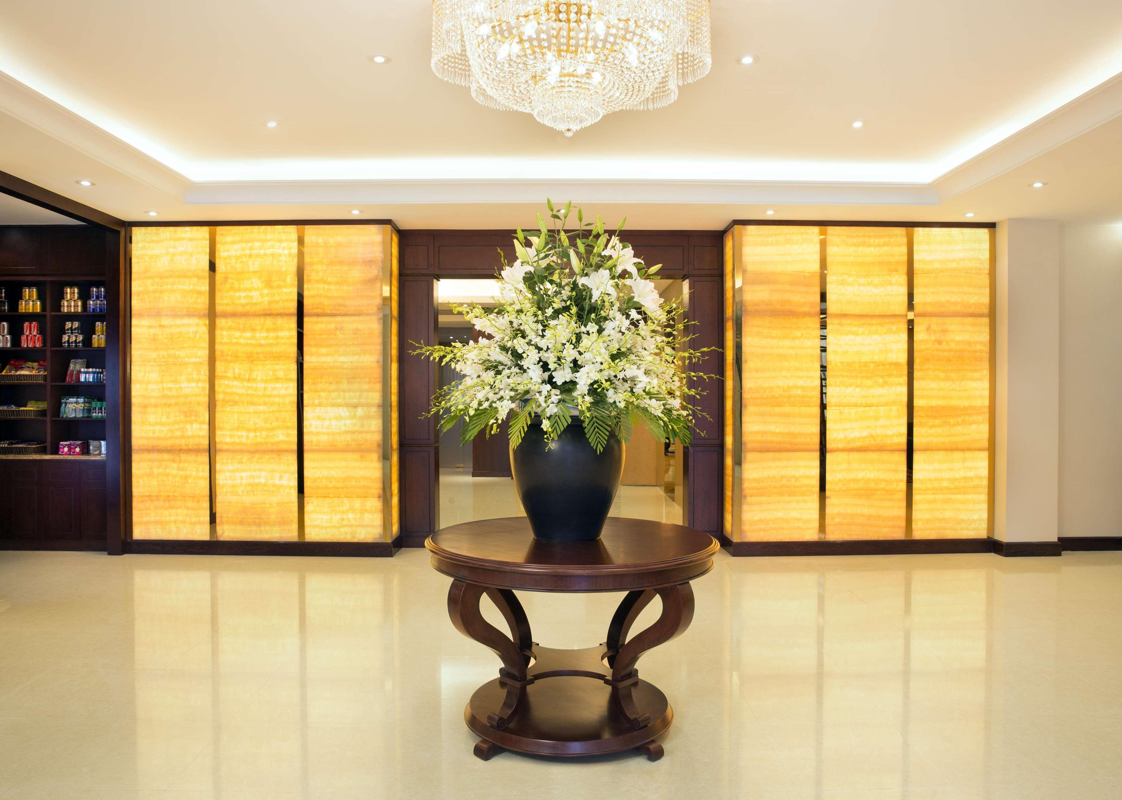 Hilton Garden Inn Hanoi Dış mekan fotoğraf