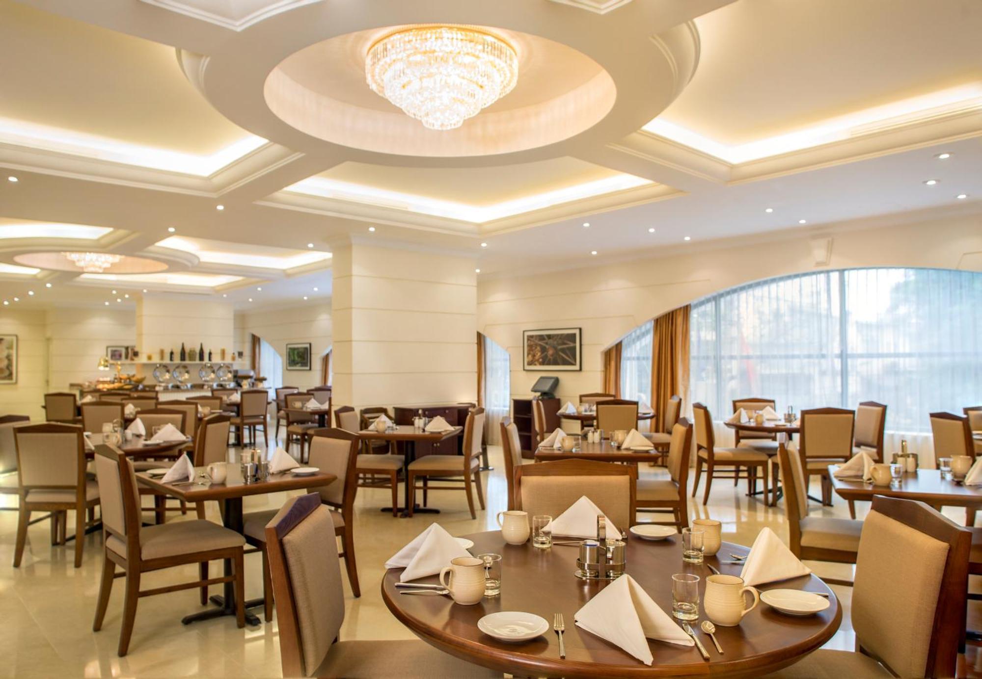Hilton Garden Inn Hanoi Dış mekan fotoğraf