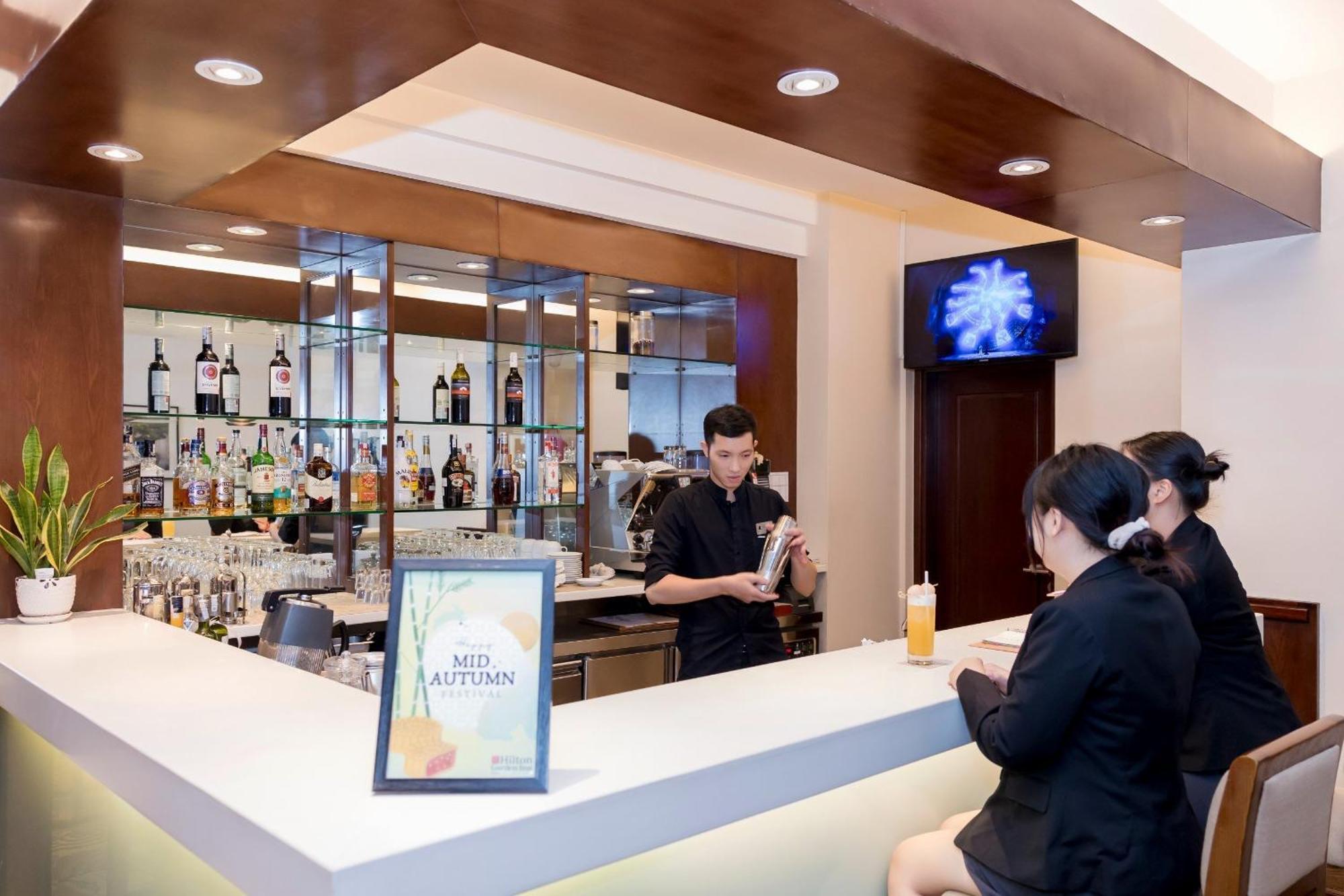 Hilton Garden Inn Hanoi Dış mekan fotoğraf