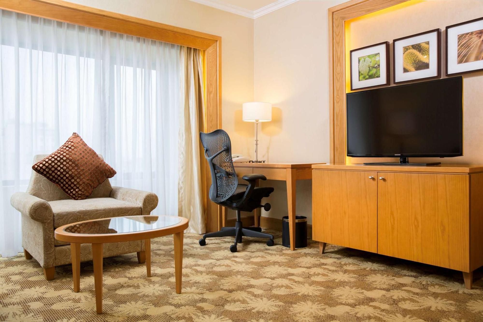 Hilton Garden Inn Hanoi Dış mekan fotoğraf