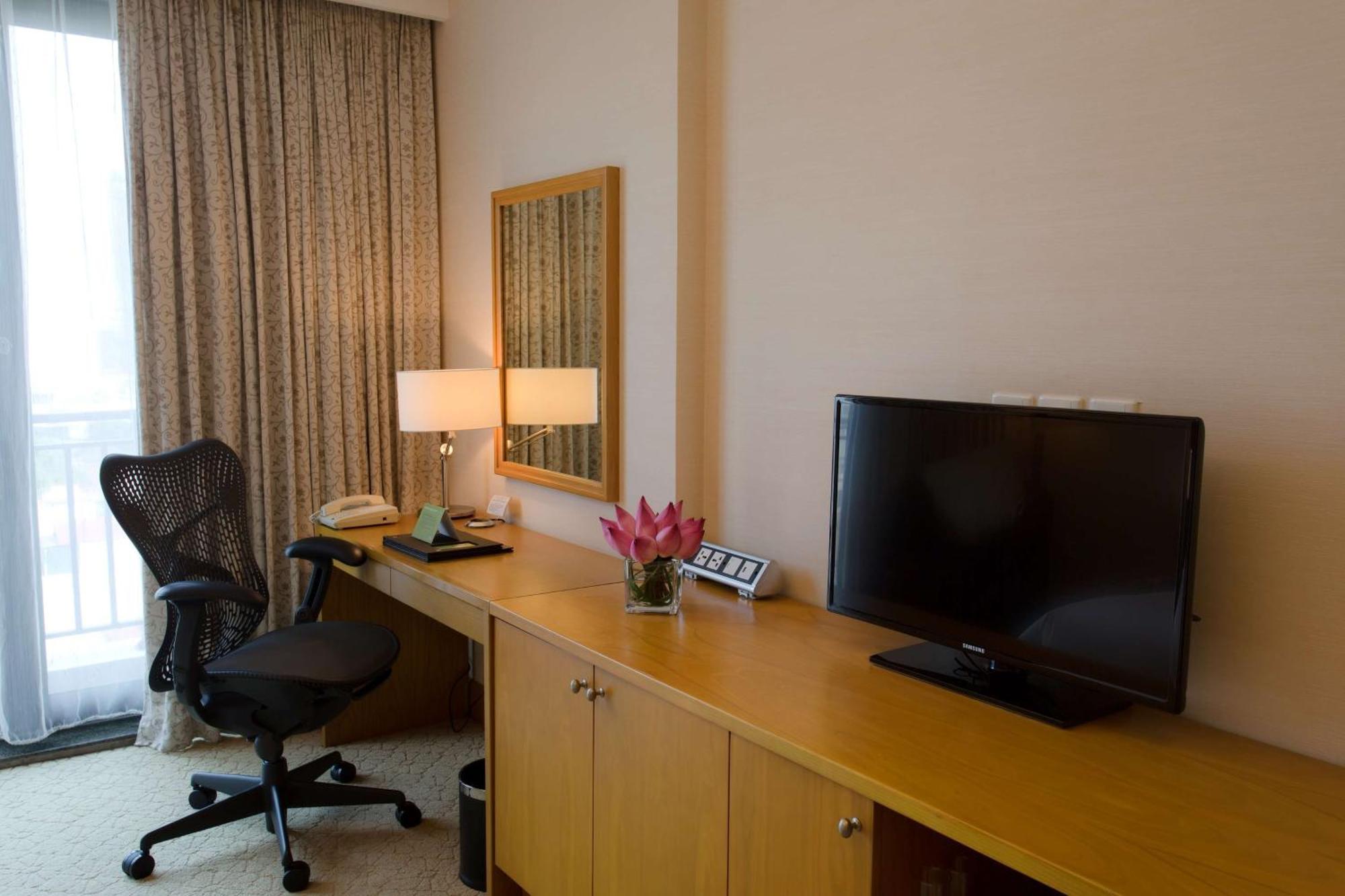 Hilton Garden Inn Hanoi Dış mekan fotoğraf