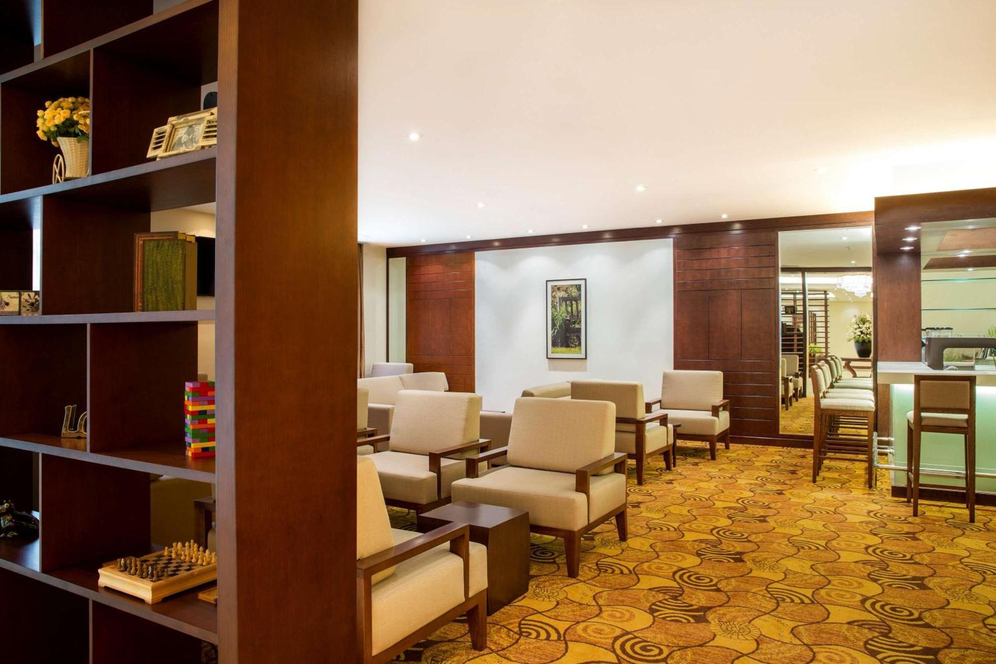 Hilton Garden Inn Hanoi Dış mekan fotoğraf