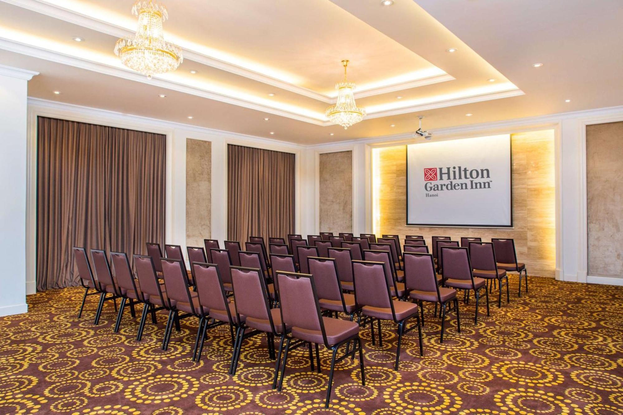 Hilton Garden Inn Hanoi Dış mekan fotoğraf